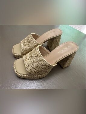 Monrovia Raffia Heeled Sandals Women's SlipOn Platform Wedge Block Heel Summer 6